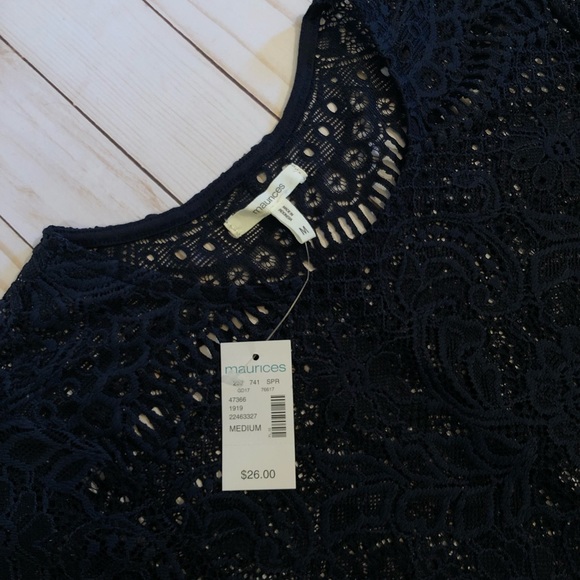 Maurice’s Lace Tee - Picture 6 of 7